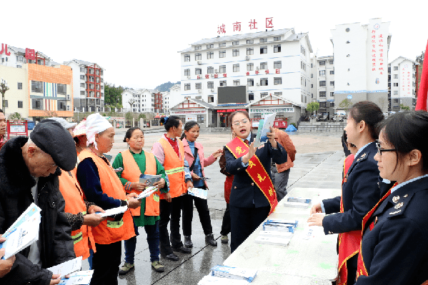 “2024澳門官方正版掛牌，多部門聯(lián)動(dòng)解答方案_OLF7.11.67歡愉版”