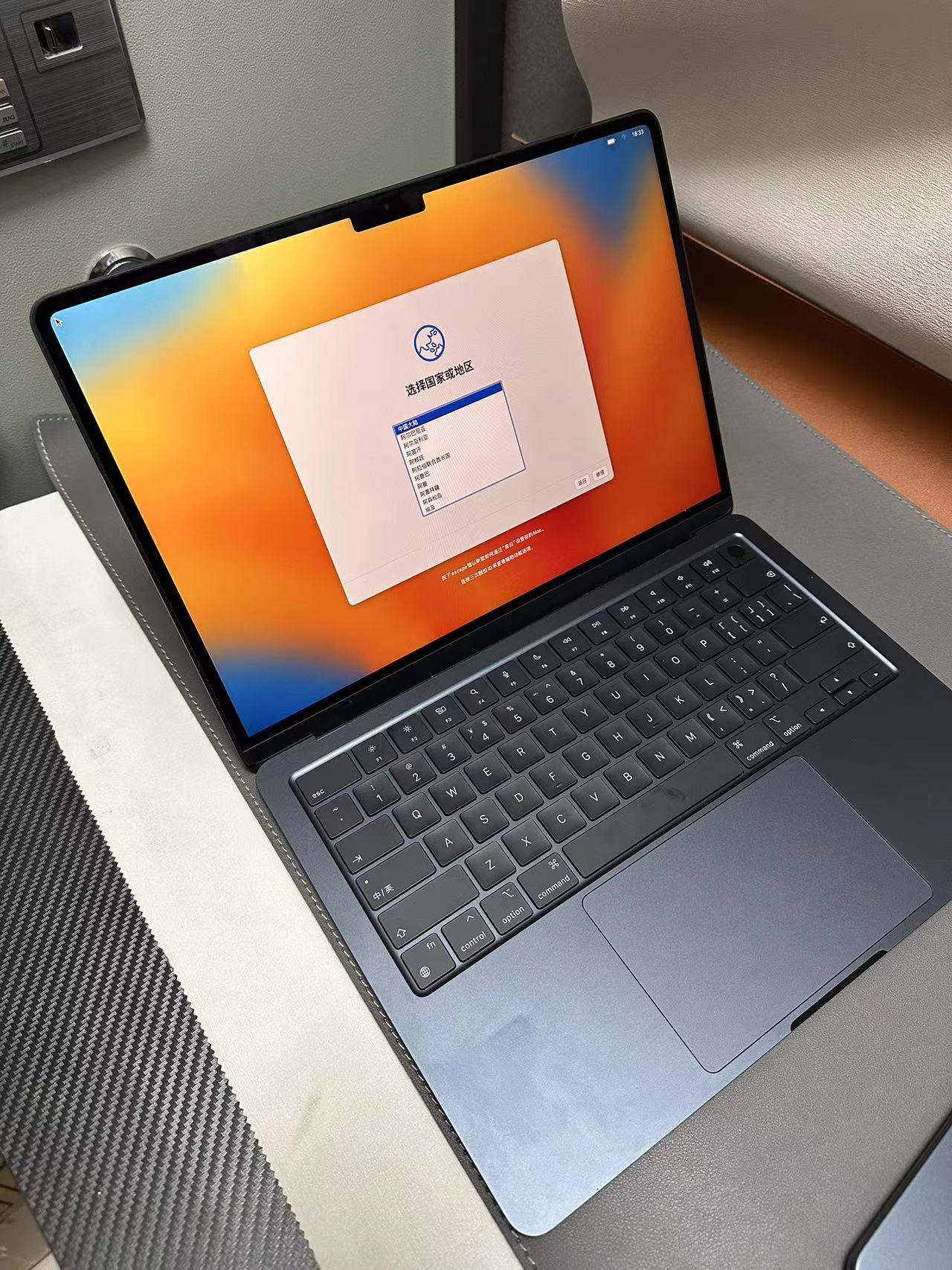 macbook最新款,MacBook最新款，引領時代的便攜式辦公與娛樂首選